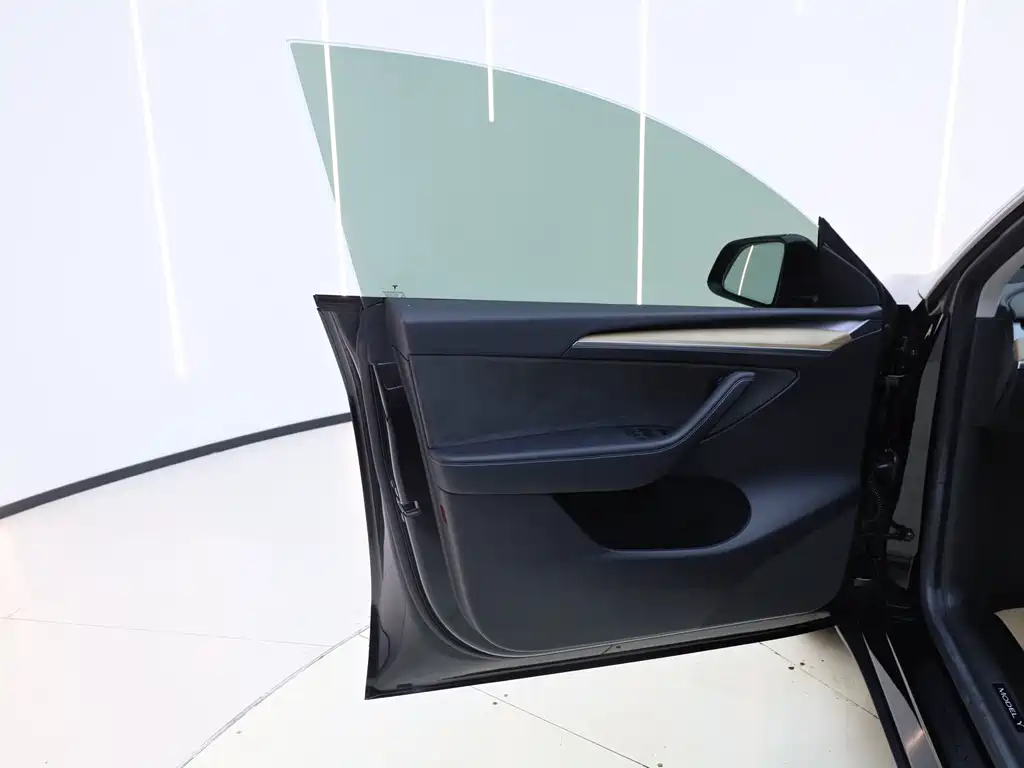 Tesla Model Y 2022 RWD