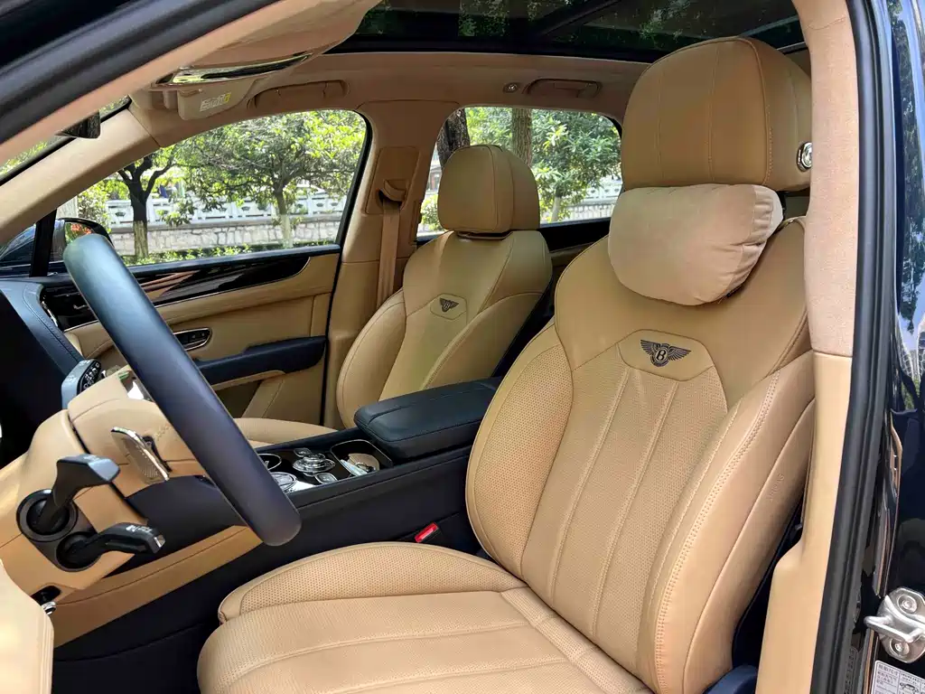 Bentley Bentayga 2024 4.0T V8