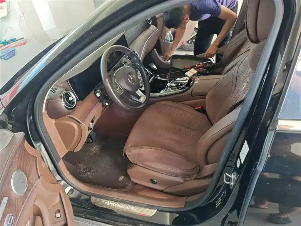 2016 Mercedes-Benz E-Class E 300 L Luxury