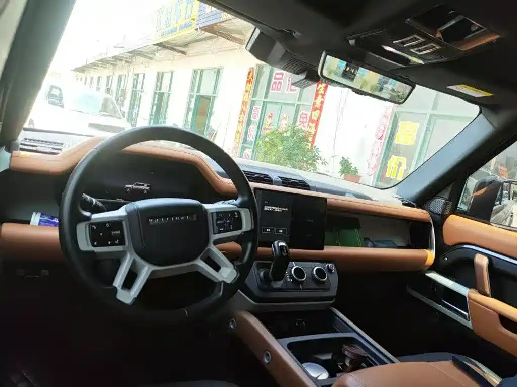 Land Rover Defender 2024 110 3.0T P400 X-DYNAMIC HSE