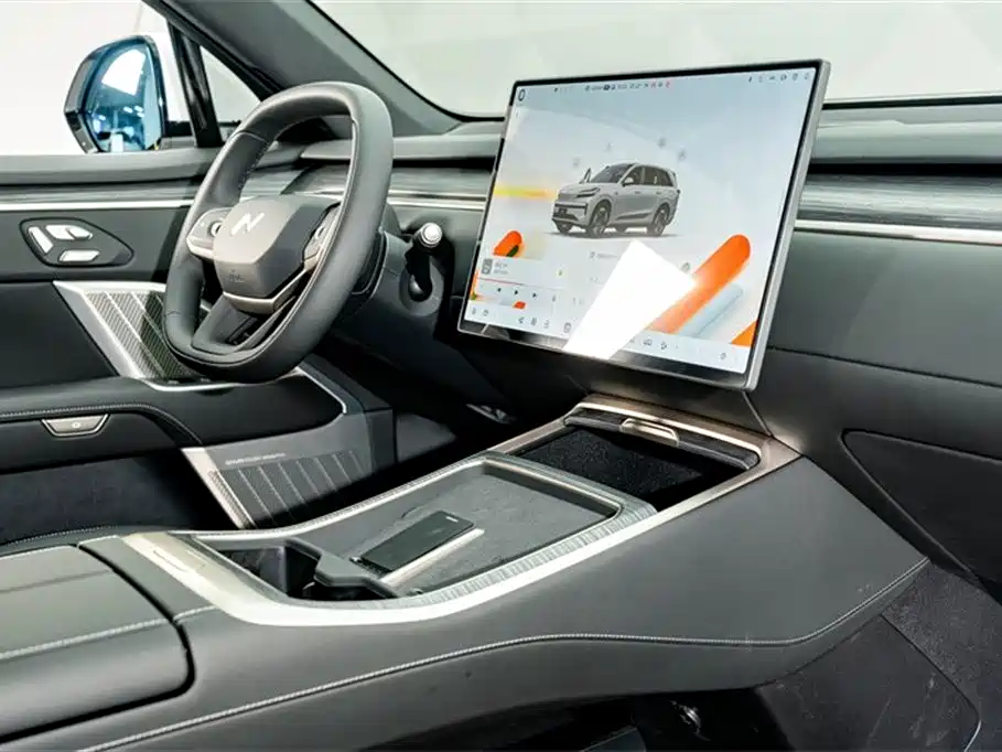 ONVO L90 2025 Pro Six-Seater