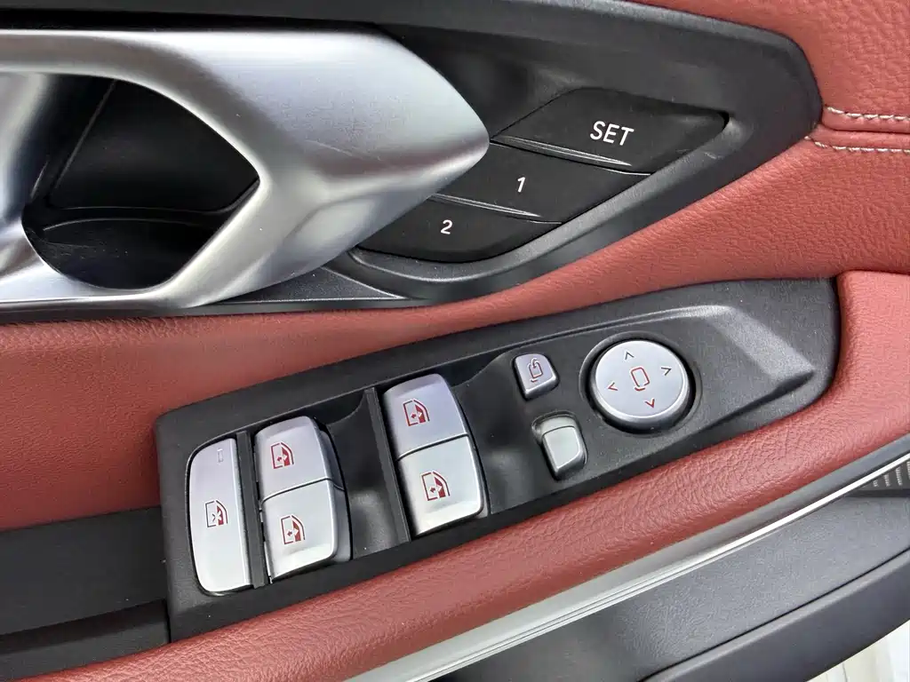BMW i3 2025 eDrive 35 L