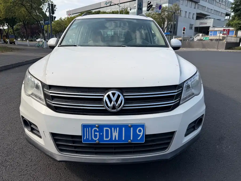 Volkswagen Tiguan 2012 1.8TSI Automatic FWD Style Edition