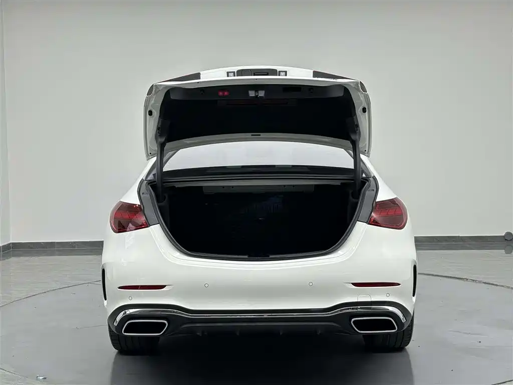 Mercedes-Benz C-Class 2025 C 260 L Sport