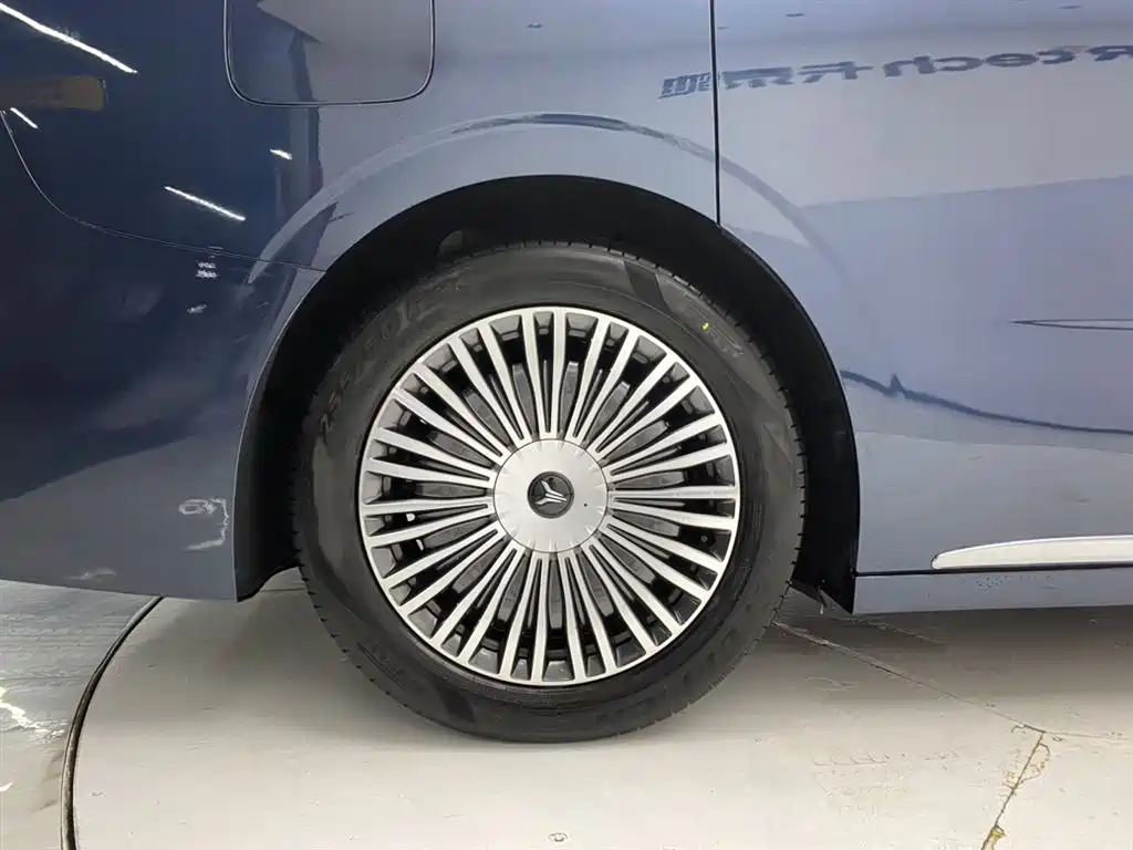 Voyah Dreamer 2025 PHEV AWD Flagship Kunpeng Edition