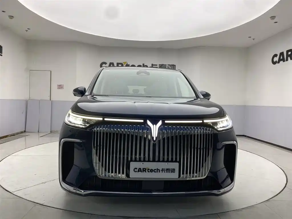 Voyah Dreamer 2025 PHEV AWD Flagship Kunpeng Edition