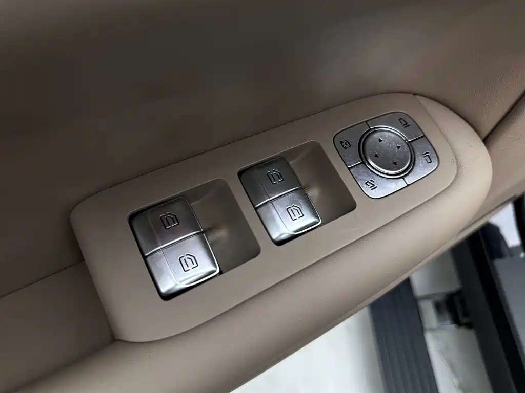 Li Auto L6 2025 Max Intelligent Edition