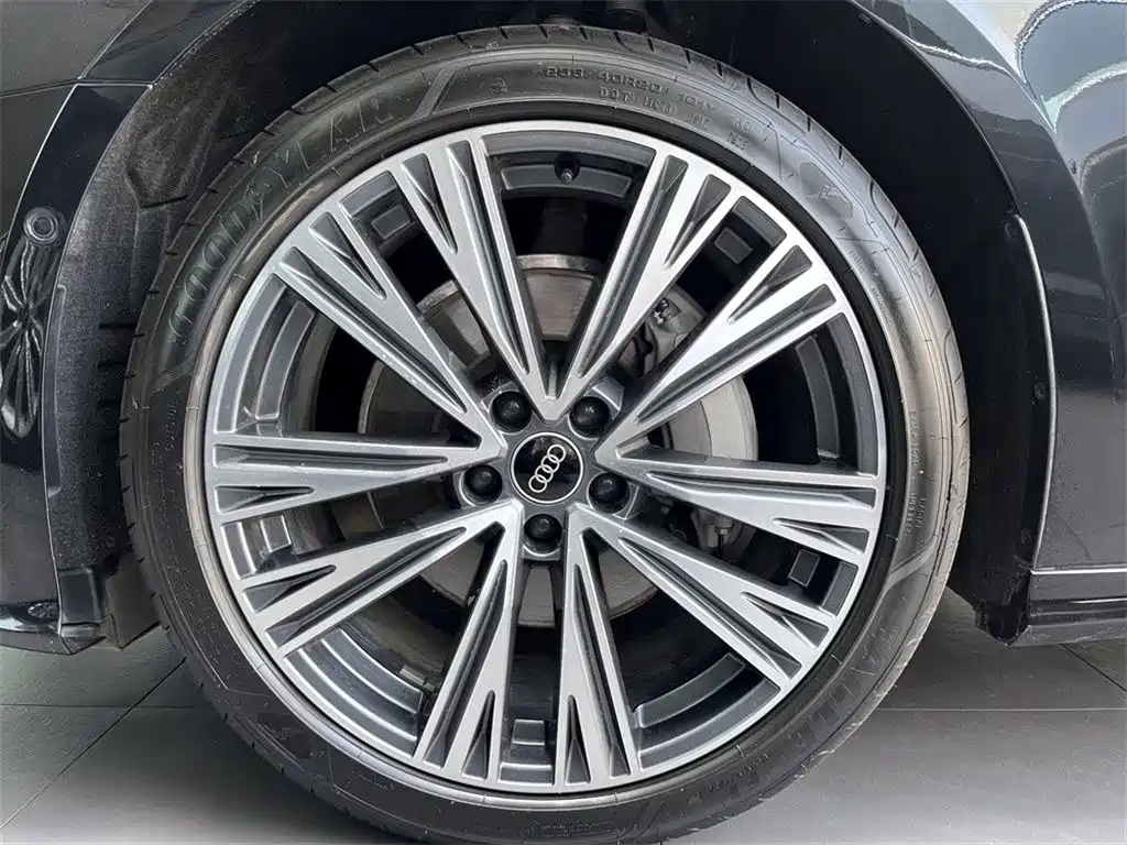 Audi A6L 2025 45 TFSI Premium Dynamic