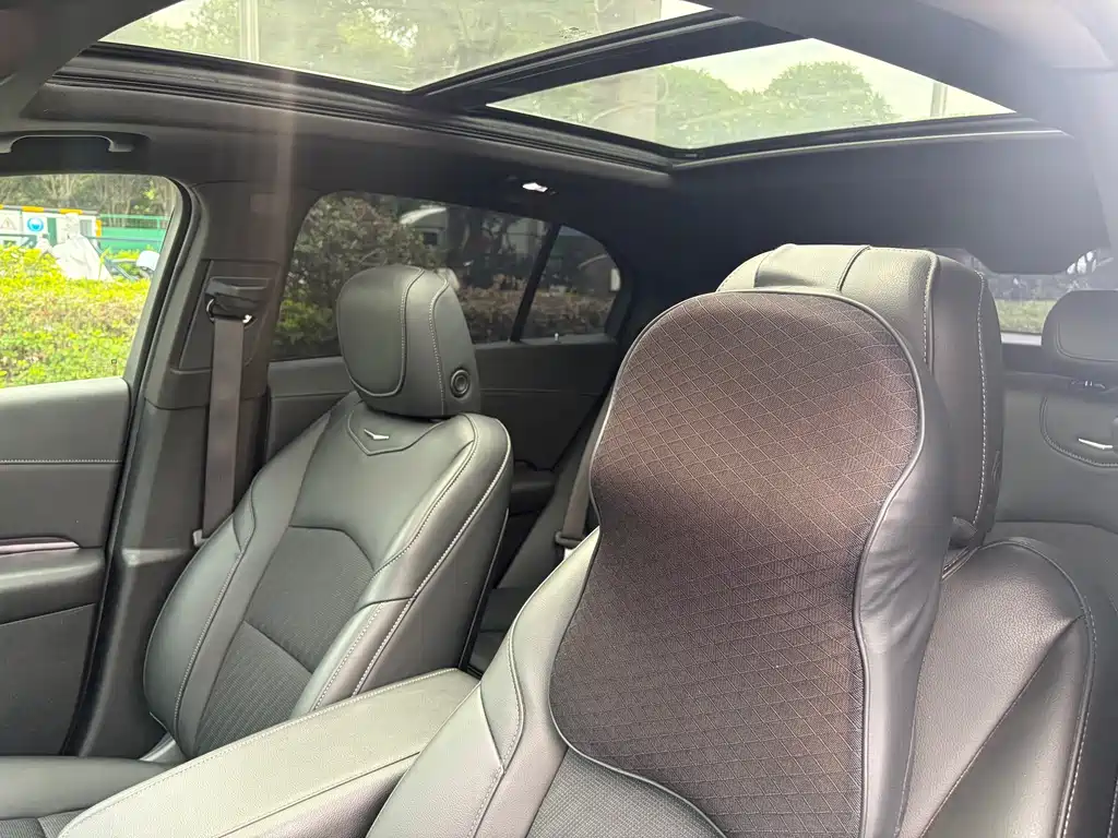 Cadillac XT4 2021 28T FWD Luxury