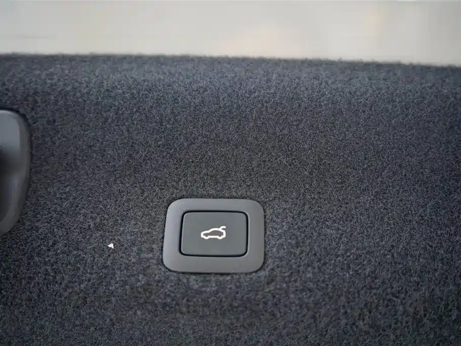 Xiaomi SU7 2024 AWD Ultra Long Range Advanced Smart Driving Max