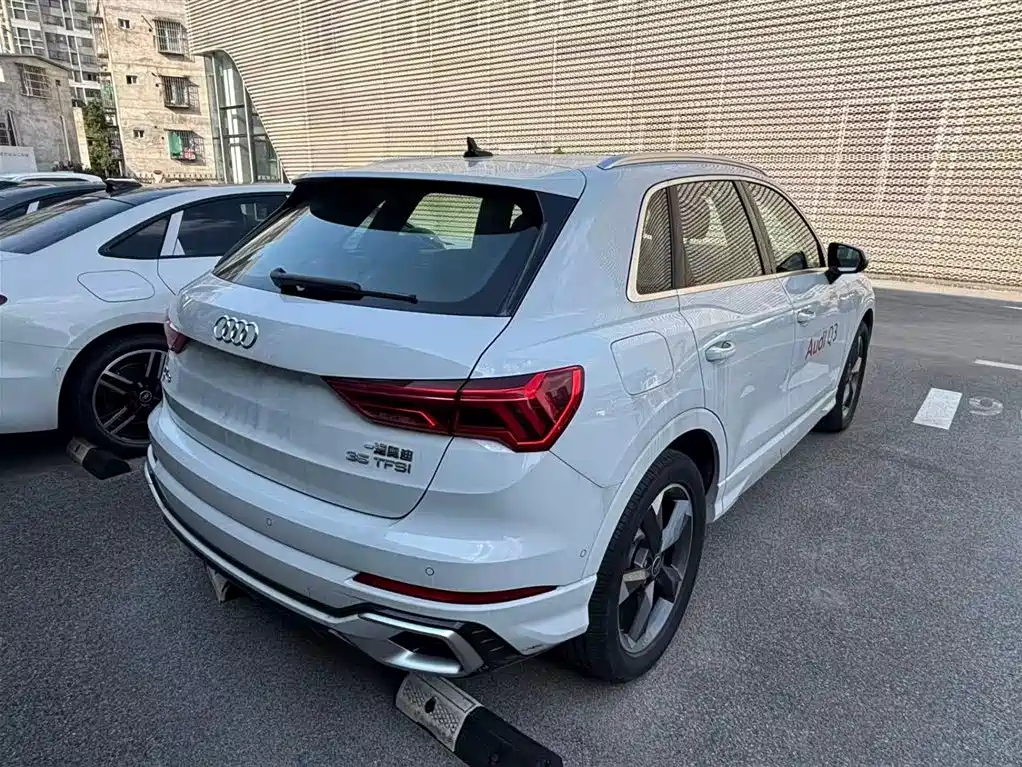 Audi Q3 2024 35 TFSI Fashion Dynamic Edition