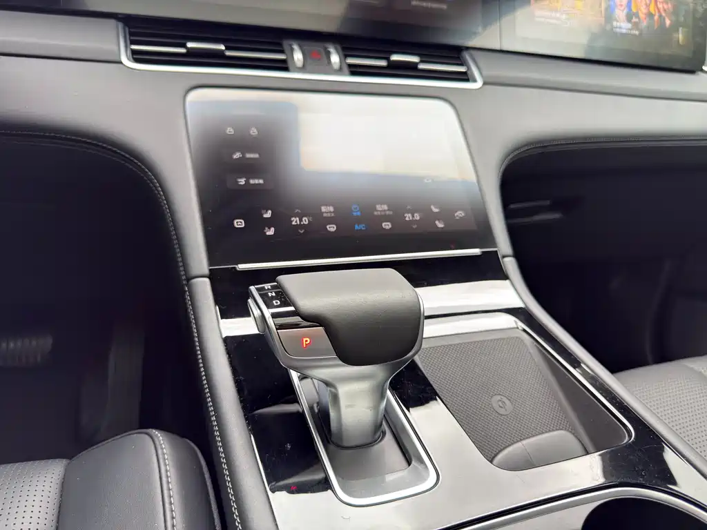 Li Auto ONE