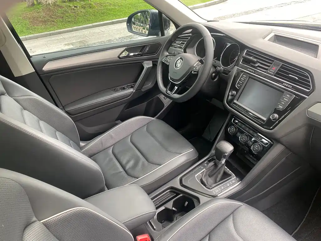 Tiguan L 2018 Facelift 330TSI Automatic FWD Flagship Edition