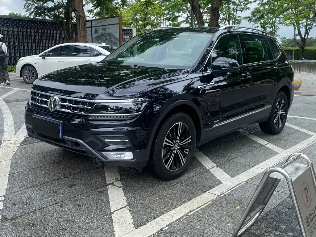 Tiguan L 2018 Facelift 330TSI Automatic FWD Flagship Edition