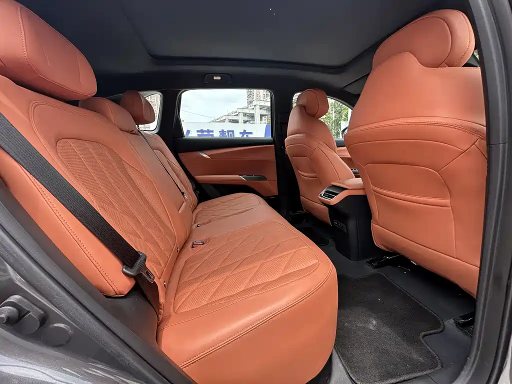 Changan CS75 PLUS 2025 Edition Fourth Generation 1.5T New Blue Whale Smart Flagship Model