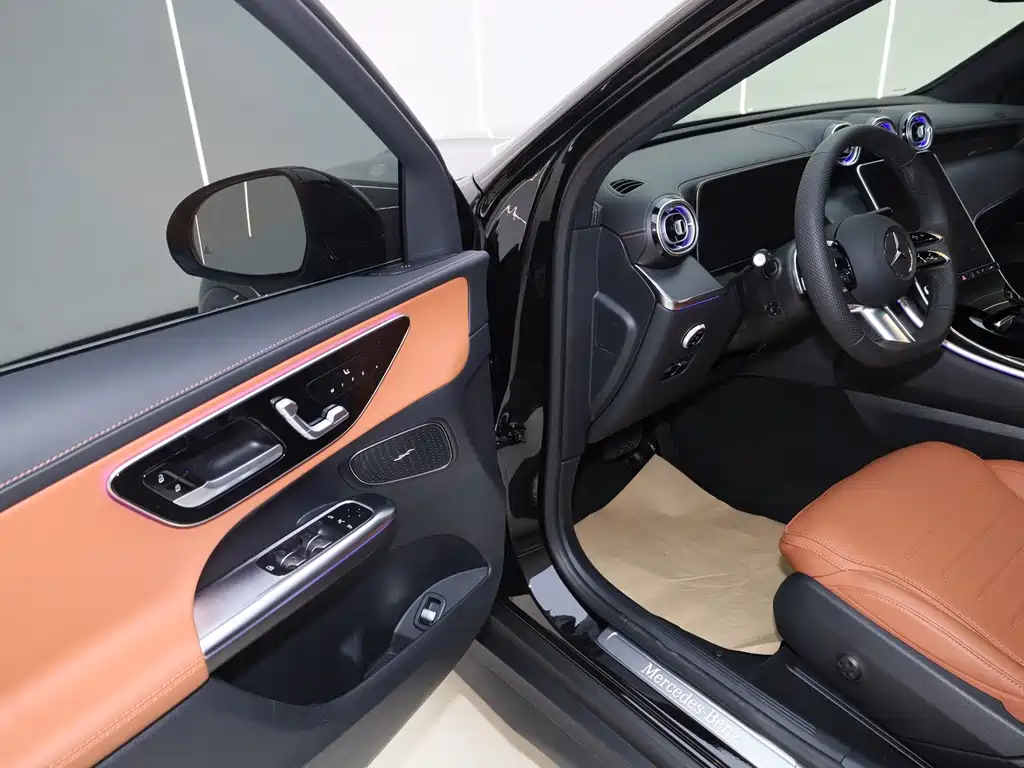 Mercedes-Benz GLC 260 L 4MATIC Luxury