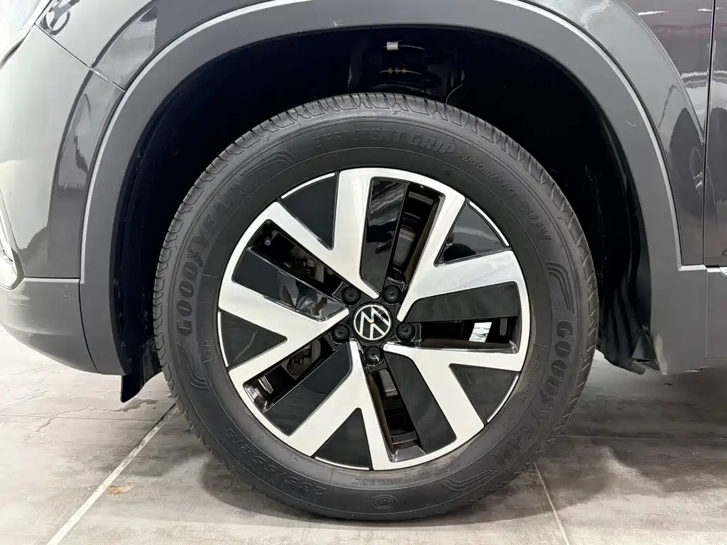 Tayron 2024 330TSI FWD Luxury Plus Advanced Edition