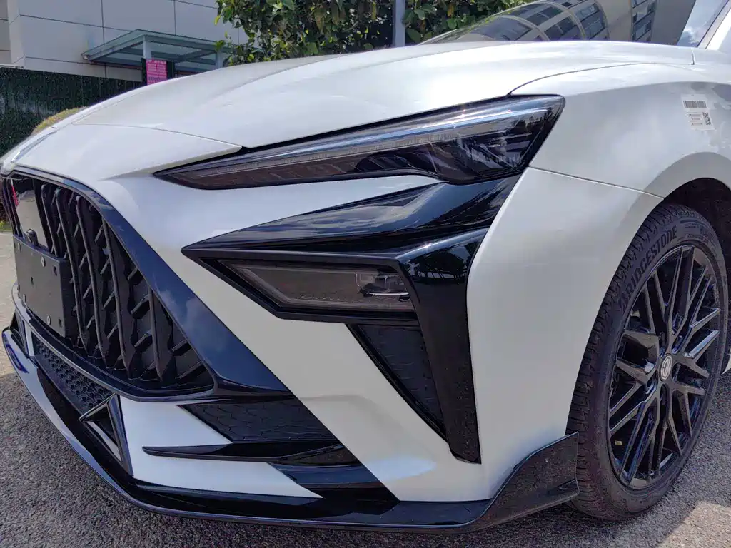 MG6 2025 1.5T XLINE Shark Edition