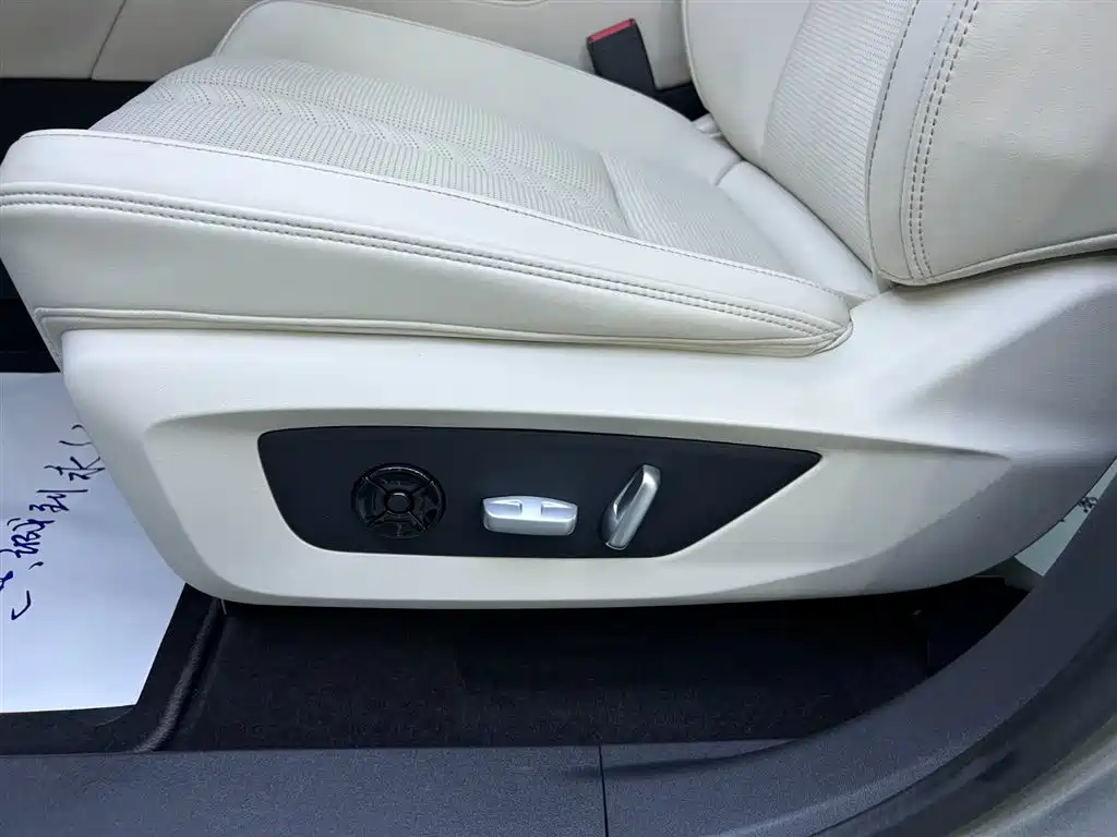 Li Auto ONE 2020 EREV 6-Seater