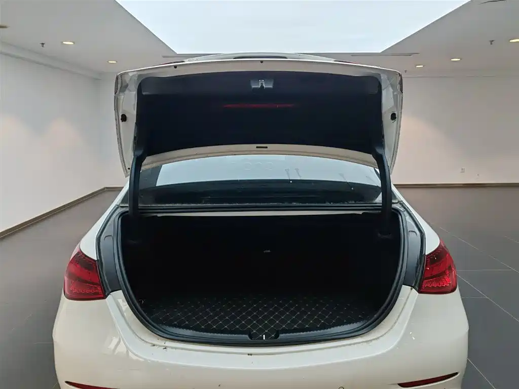 Mercedes-Benz C-Class 2022 C 260 L Sport