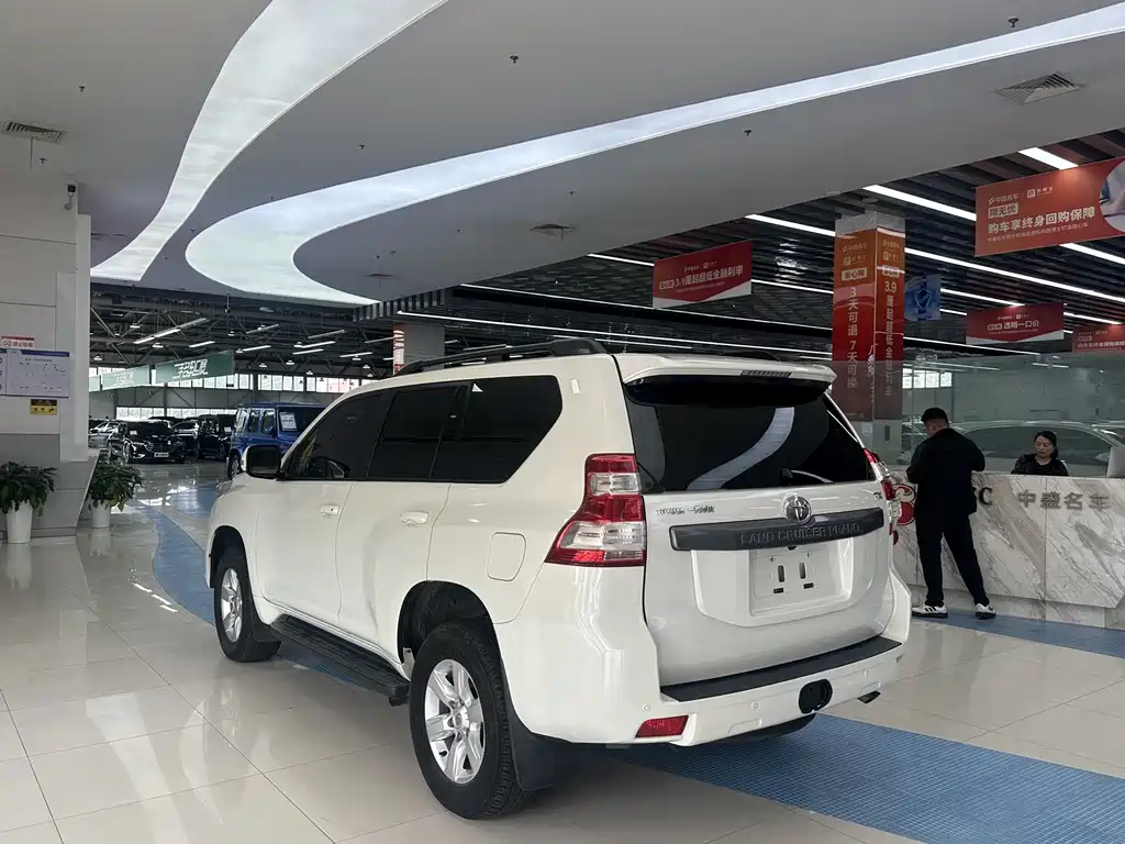 Toyota Prado 2016 2.7L Automatic Standard Edition