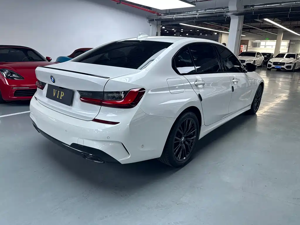BMW 3 Series 2022 325Li M Sport Night Edition