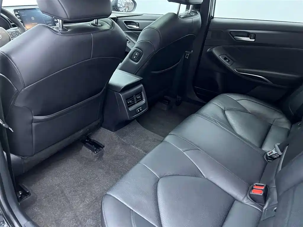 Toyota Avalon 2019 2.0L Luxury Version (China VI)