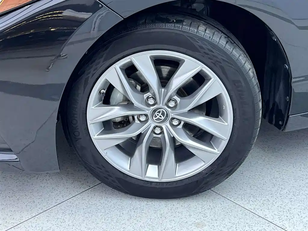 Toyota Avalon 2019 2.0L Luxury Version (China VI)