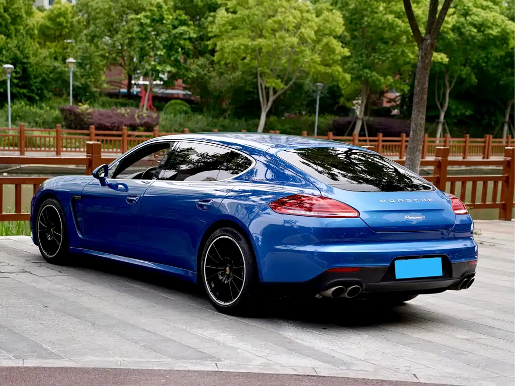 Porsche Panamera Executive Edition 3.0T 2016