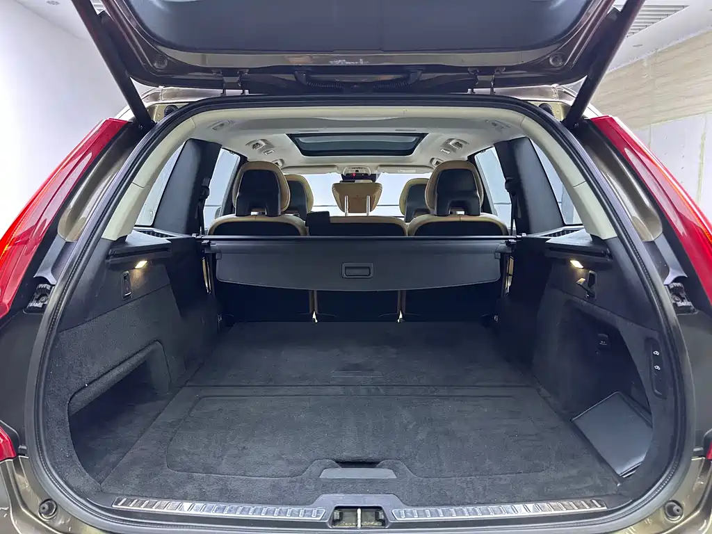 Volvo XC90 2015 T6 Intelligent Luxury Edition 5-seater