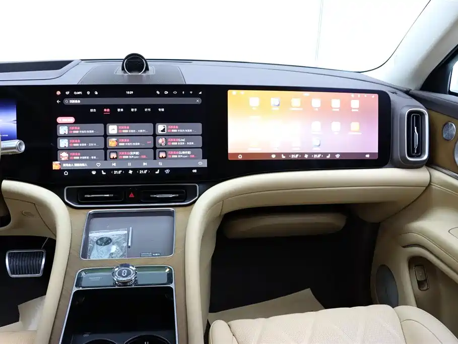 AITO M9 2025 EREV Ultra Edition 52kWh 6-Seater with 192-Line LiDAR