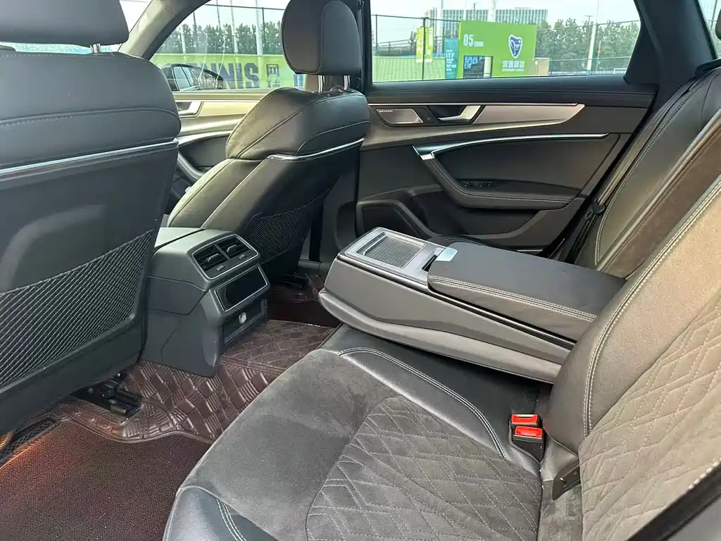 Audi A6L 2022 55 TFSI quattro Prestige Dynamic