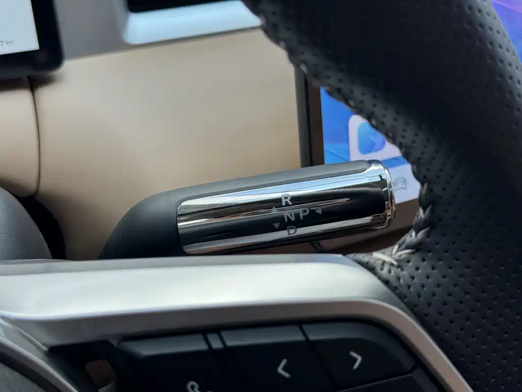 Lan Dian E5 PLUS 2025 165km Long Range Priority Edition 5-Seater
