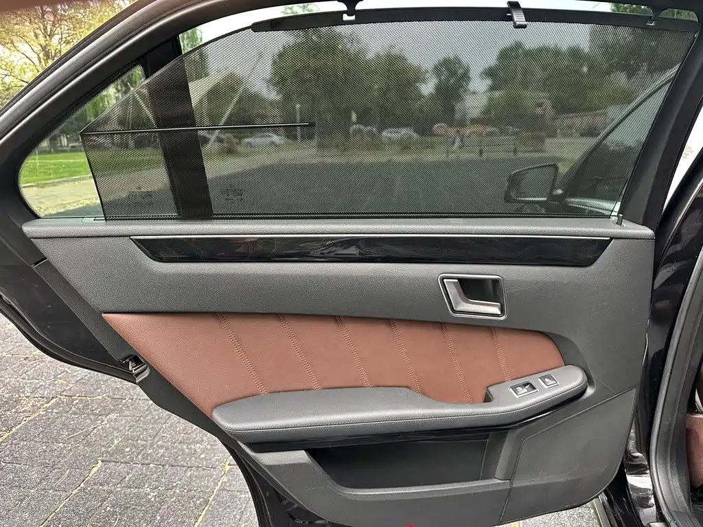 Mercedes-Benz E-Class 2012 E 300 L Fashion