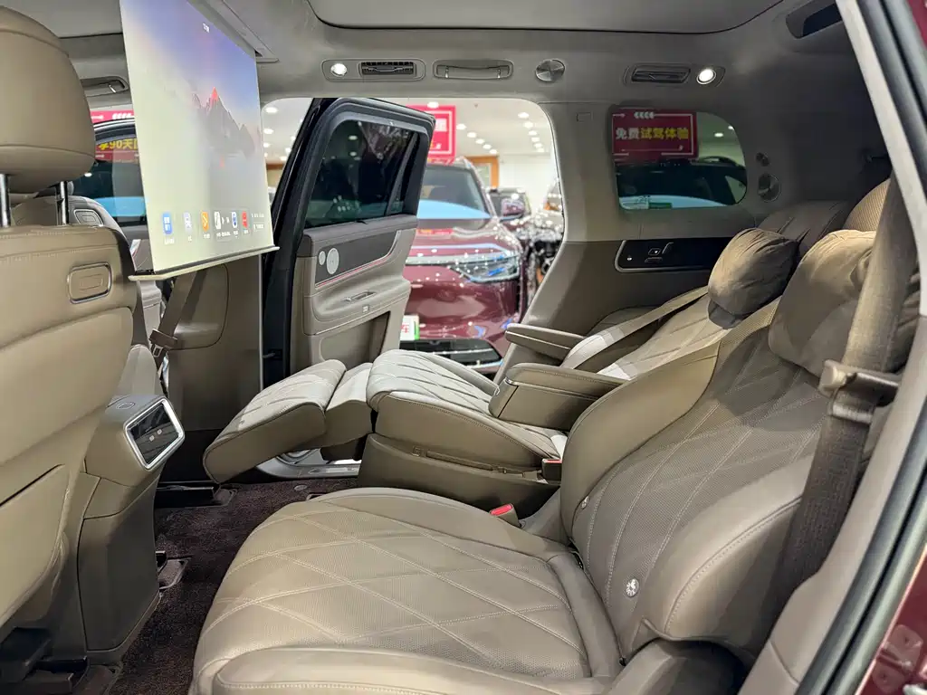 AITO M9 2025 Extended Range Ultra 52kWh 6-Seater 192-Line LiDAR