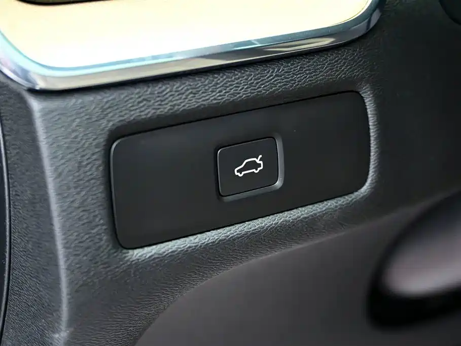 Volvo XC60 2026 B5 AWD Inscription
