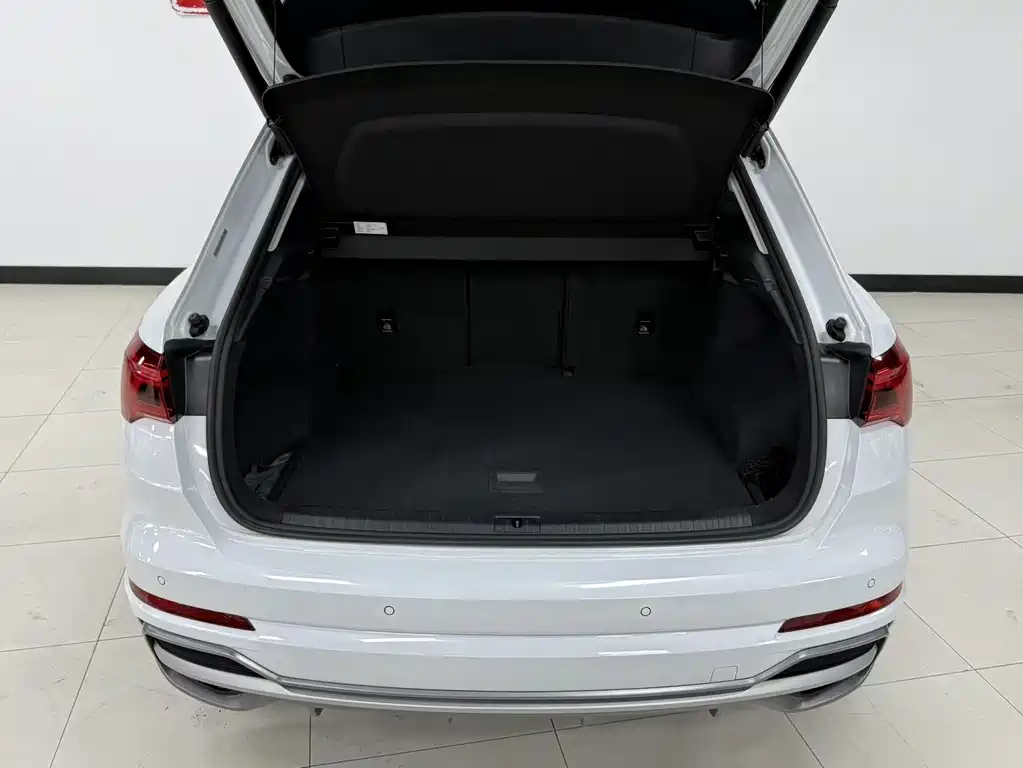 Audi Q3 2022 35 TFSI Style Sport