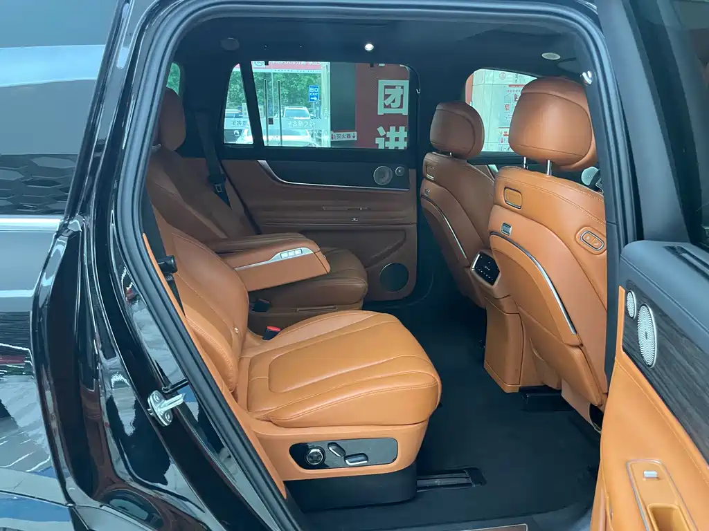 AITO M9 2024 EREV Max 52kWh 6-Seater