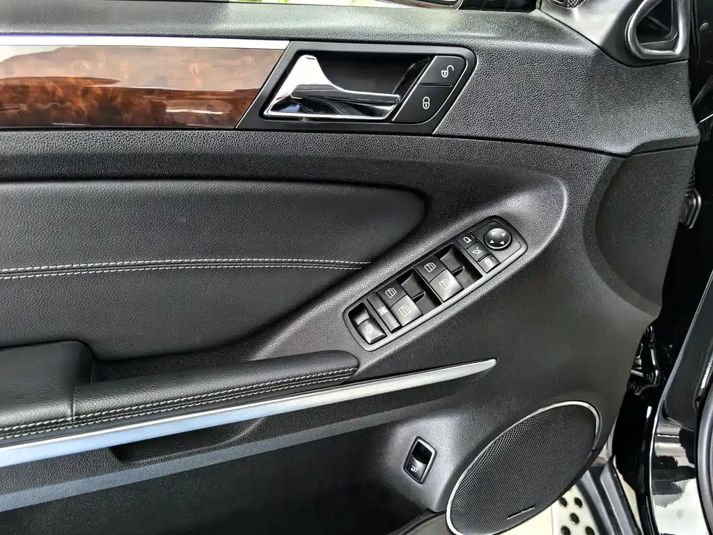 Mercedes-Benz GL-Class 2012 GL 550 US Spec