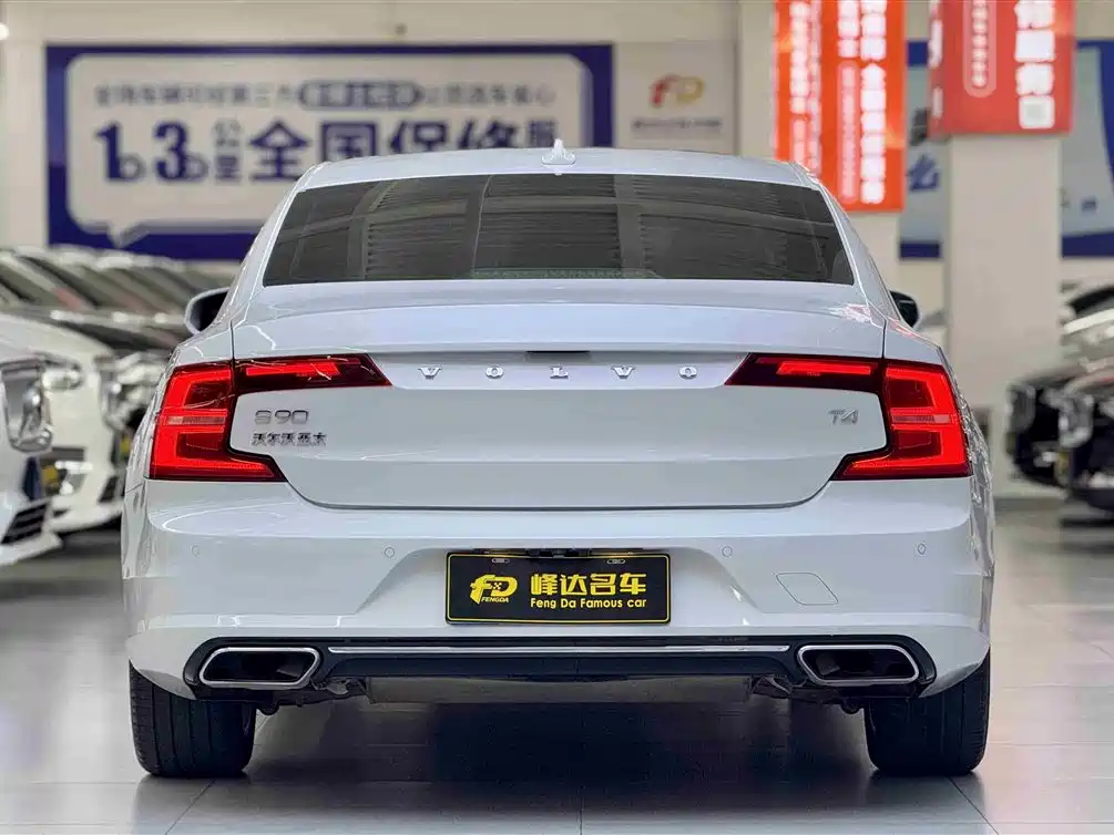 Volvo S90 2018 T4 Smart Distance Edition