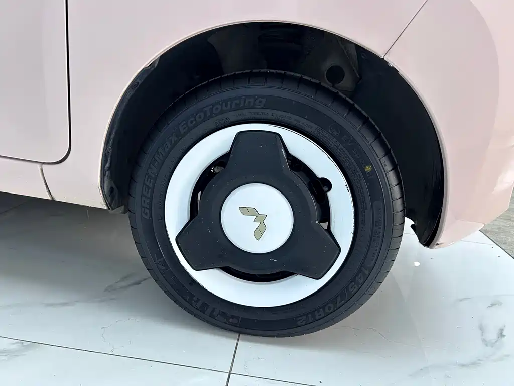 Wuling MINIEV Macaron Premium Edition 2021 Lithium Iron Phosphate