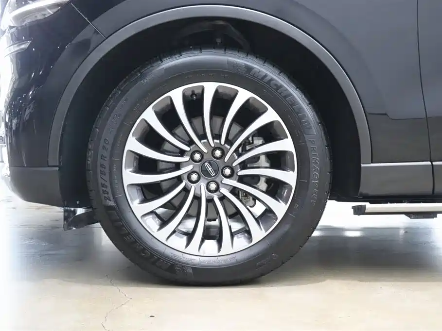 Lincoln Aviator 2023 3.0T V6 AWD Reserve Edition 6-Seater