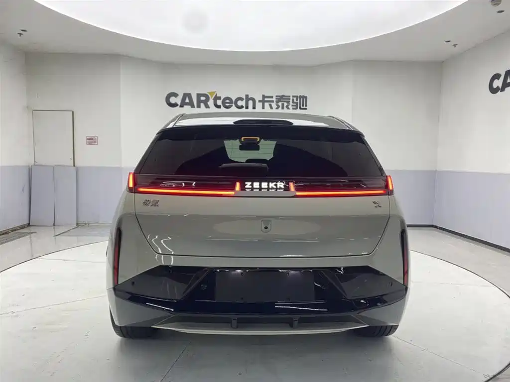Zeekr X 2025 4-Seat RWD Magic Cube Edition