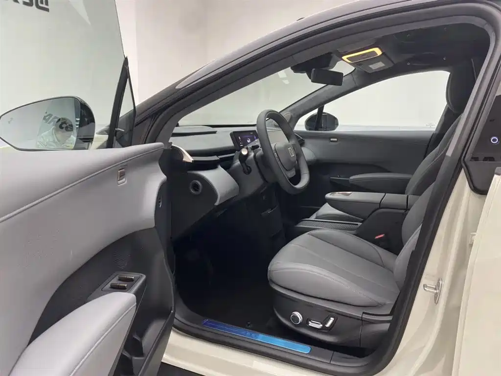 Zeekr X 2025 4-Seat RWD Magic Cube Edition