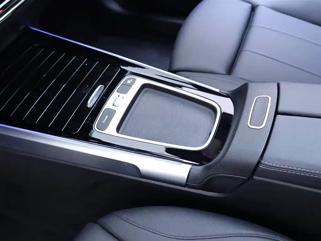 Mercedes-Benz GLB 2024 Facelift GLB 220 Fashion Edition