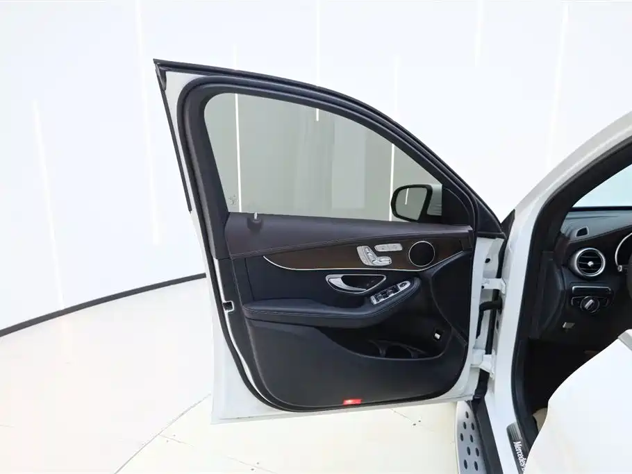 Mercedes-Benz GLC 2021 GLC 260 L 4MATIC Luxury