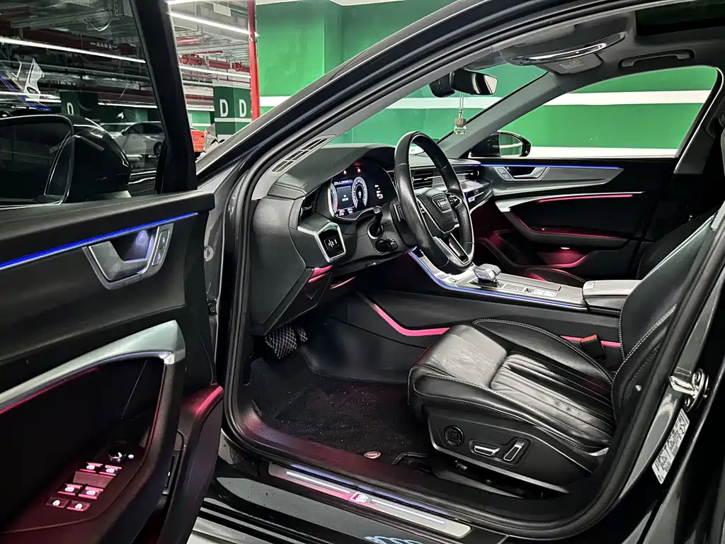 Audi A6L 2023 45 TFSI Select Dynamic
