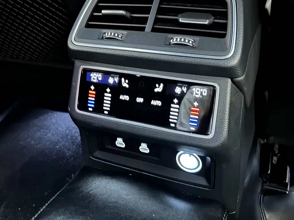 Audi A6L 2023 45 TFSI Select Dynamic
