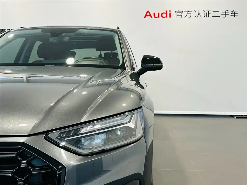 Audi Q5L 2021 40 TFSI Jinxiang Rensheng Edition