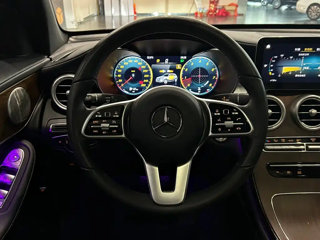 Mercedes-Benz GLC 300 L 4MATIC Dynamic Type